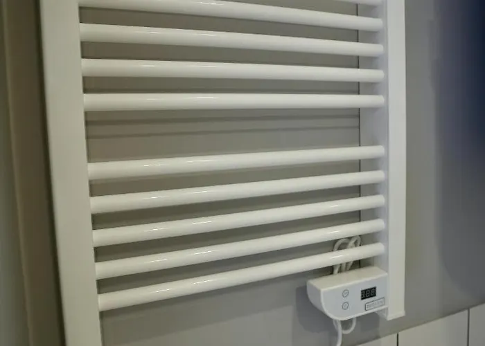 Lily's 5 By Bulgarentals - *