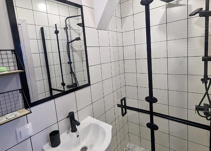 Lily's 5 By Bulgarentals - *