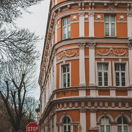 Lily's 5 By Bulgarentals - Apartment *